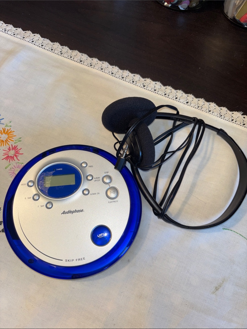 EUC blue and silver Audiophase Portable CD Player (similar to the CDM-357 model)